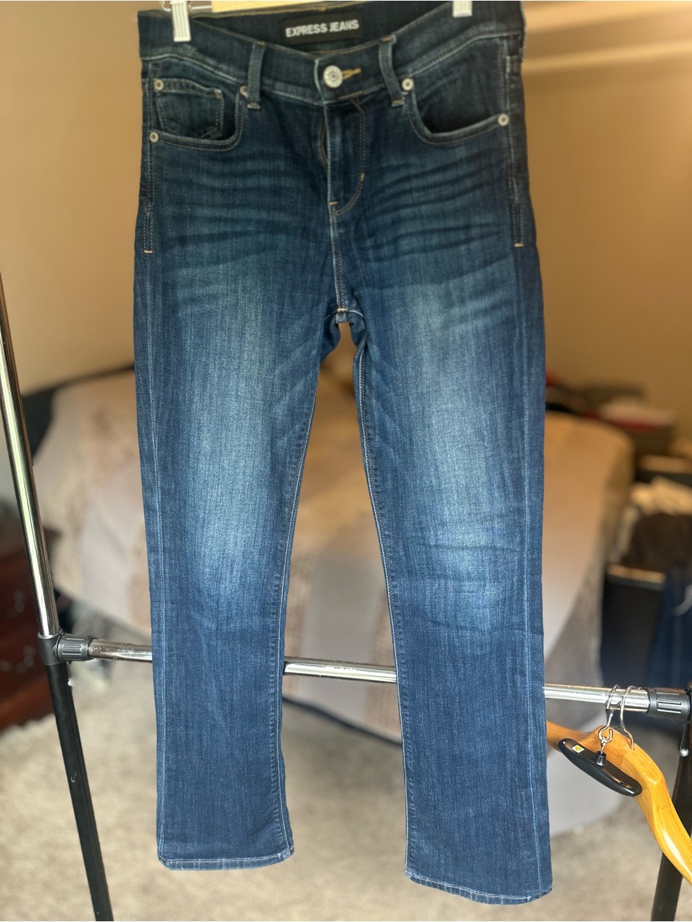 Express Barely Boot Mid Rise Jeans Womens 2R Dark Wash Stretch Bootcut